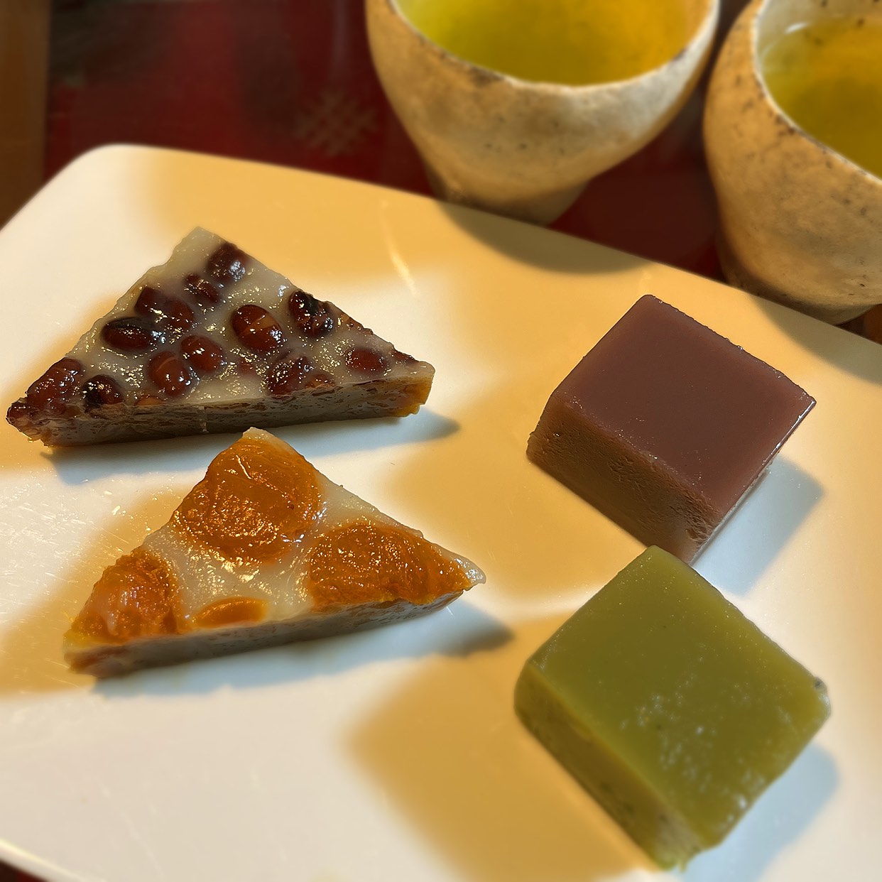岡 満 津
