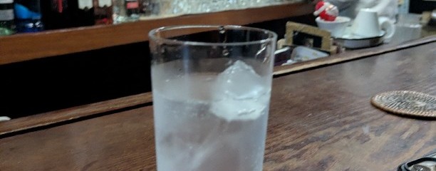 バー カールトン