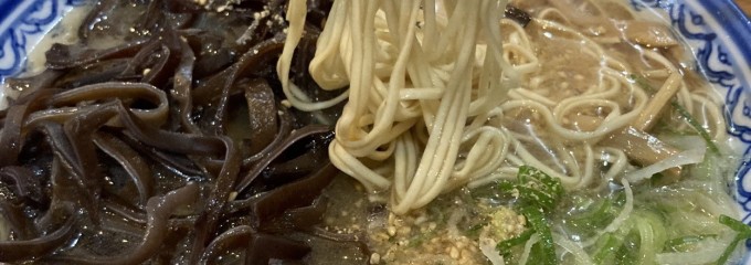 元祖赤のれん 節っちゃんラーメン 天神本店