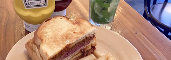 McLean-OLD FASHIONED DINER-