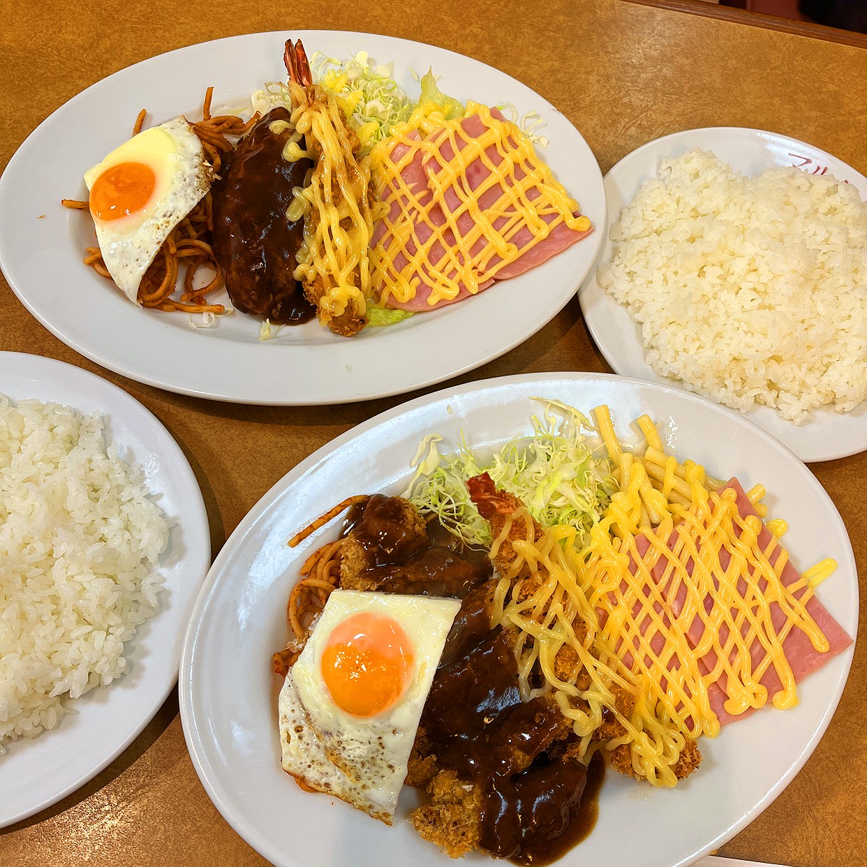 洋食 の マルヤ