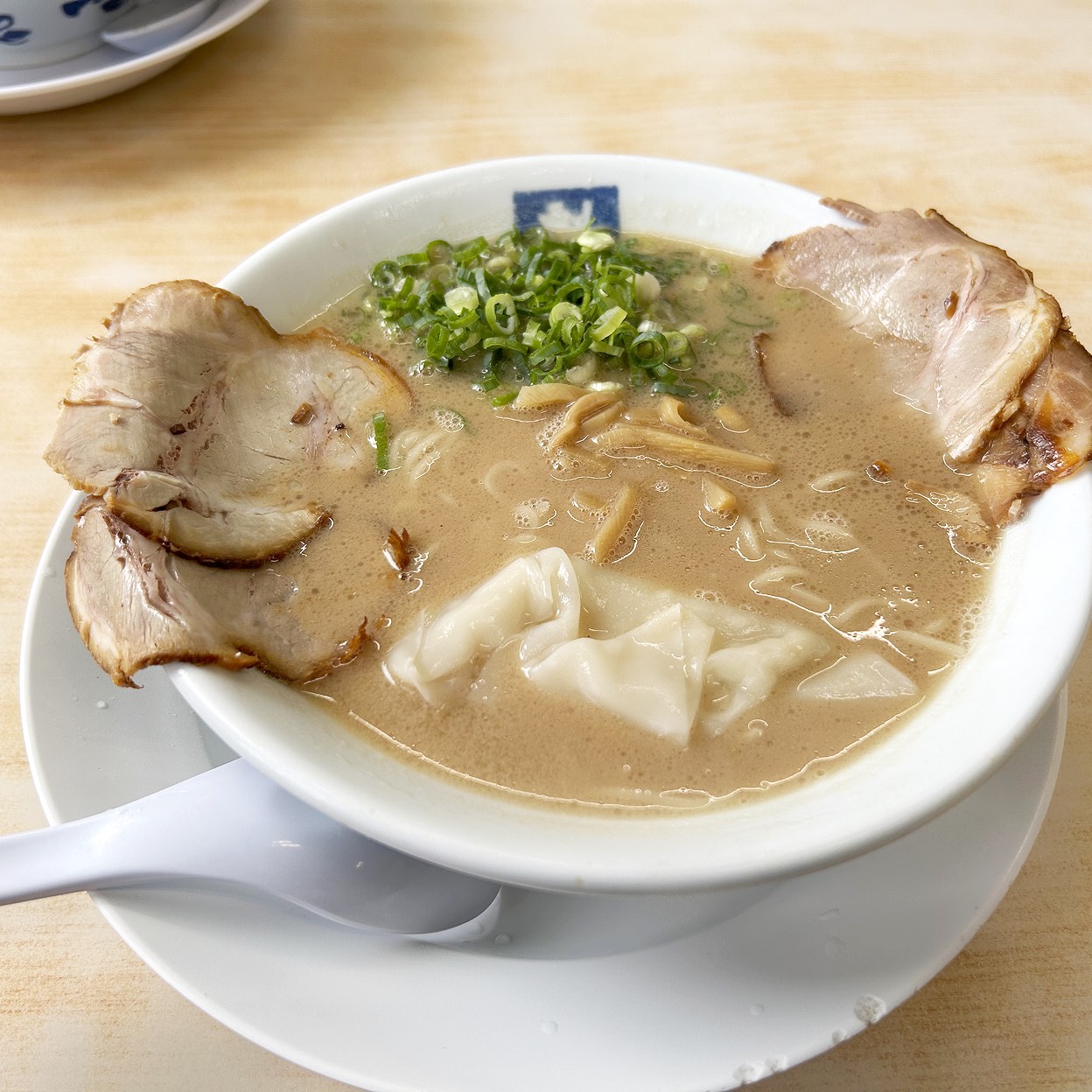魁 龍 博多 本店