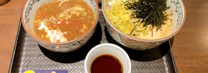 なぜ蕎麦にラー油を入れるのか。大塚店