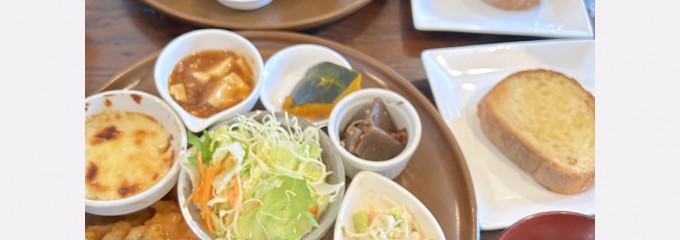 ごはんとおやつの店とんとん