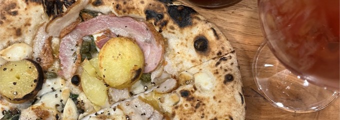 ピッツェリア・ヴィノテカ・イル・ペコリーノ