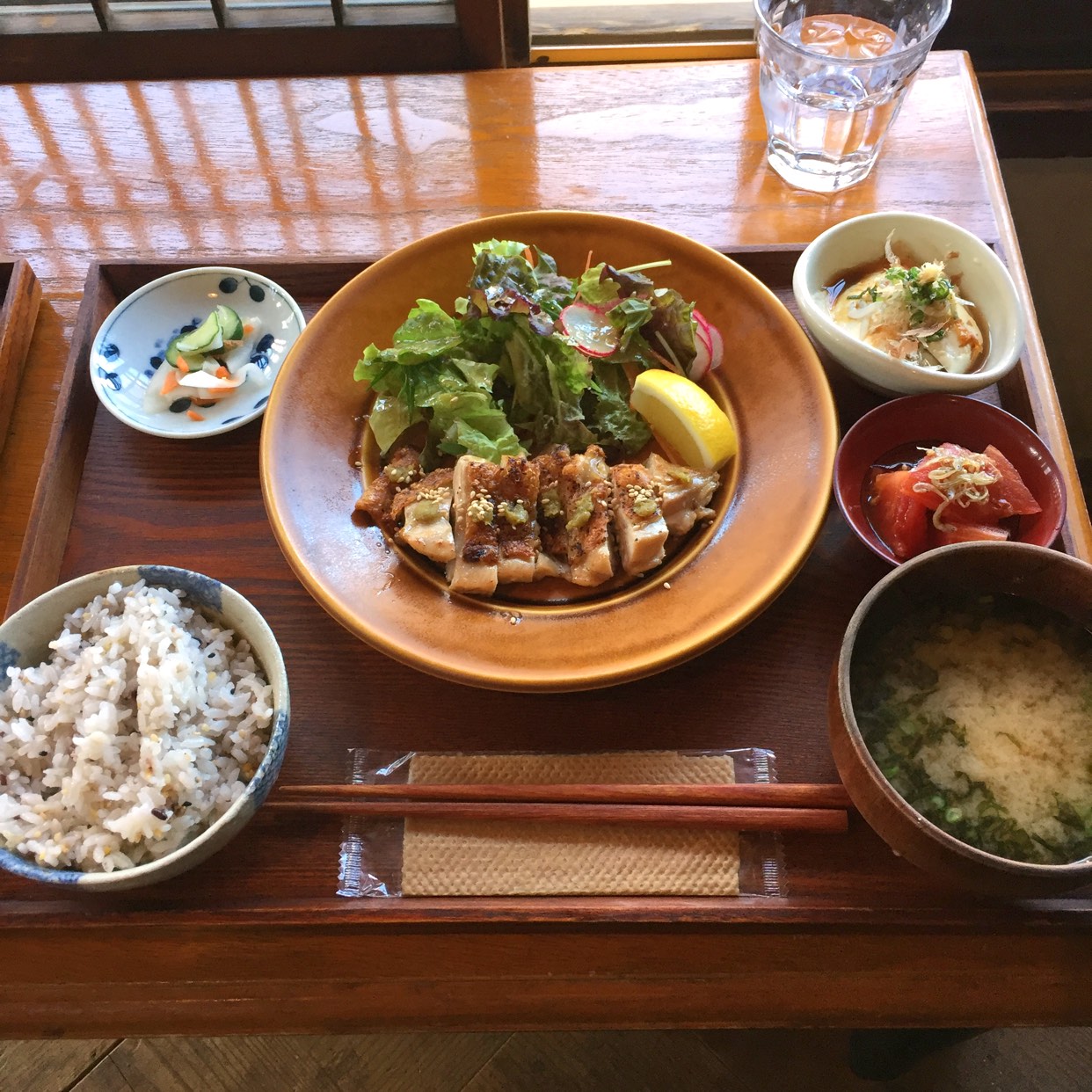 炭焼き ミンナミ 食堂