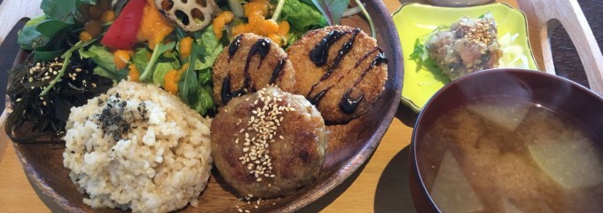 Dining & Natural ウチノソト