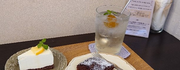 カフェコルテ (corte)