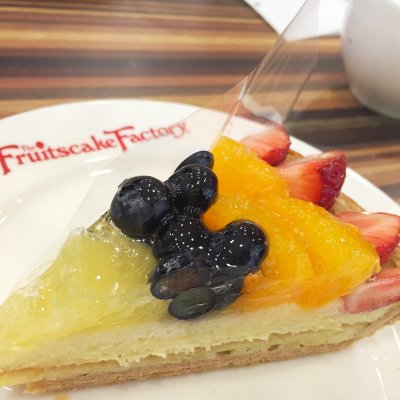 フルーツケーキファクトリー 新さっぽろ店 新札幌駅 ケーキ ドーナツ