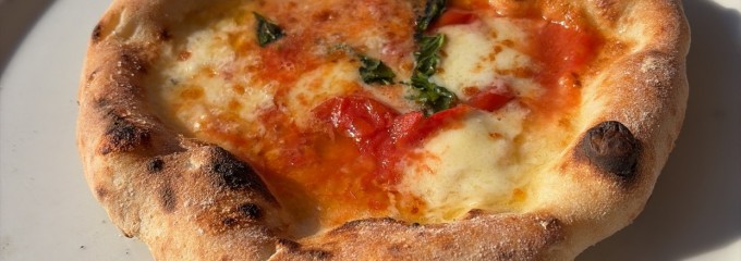 ピッツェリア ヴィーコロ