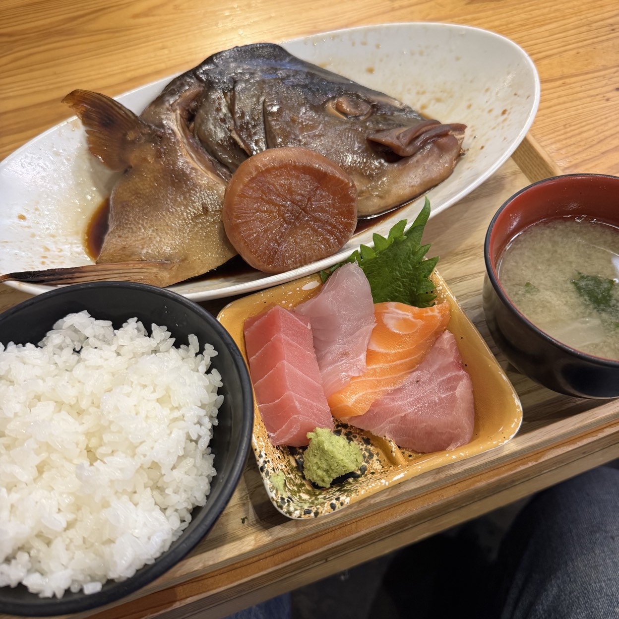 タカマル 鮮魚 店 4 号 店