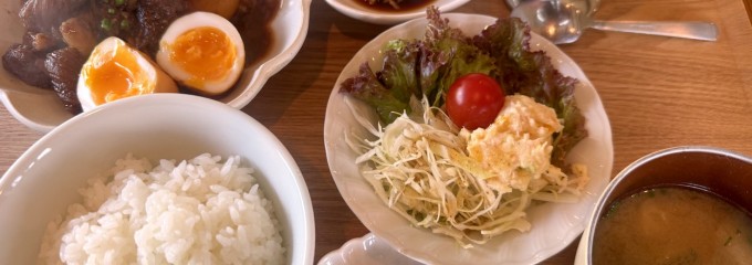 ローカルフード八丁目食堂