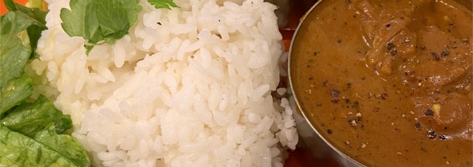 チーズケーキと彩りカレー Luna piena