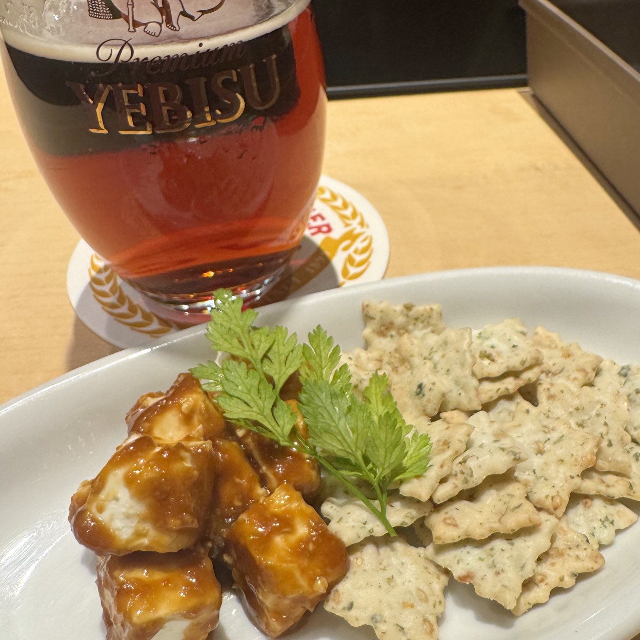 YEBISUBAR ヱビスバー 上野の森さくらテラス店(御徒町/居酒屋)＜ネット
