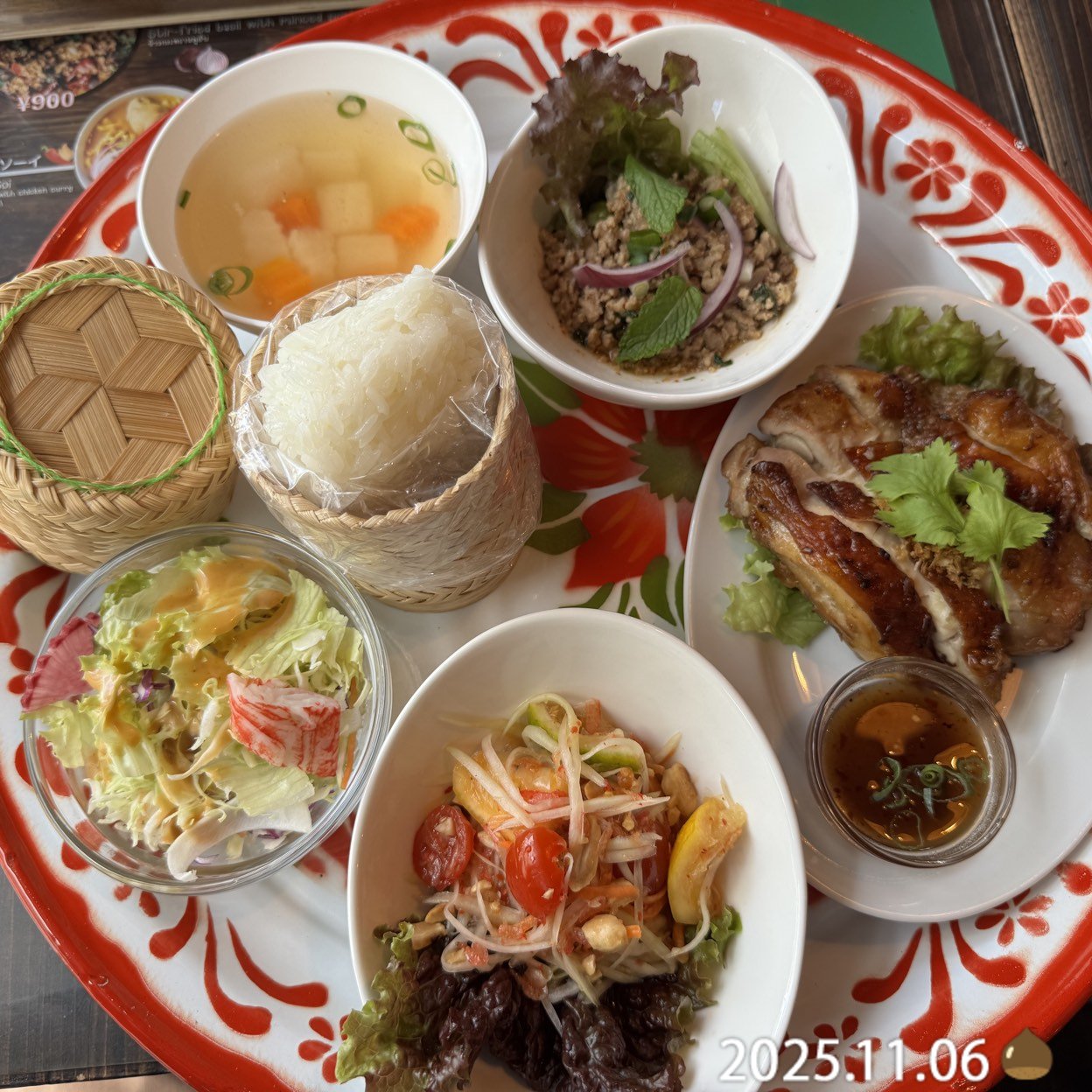 Isaa Der Der isaan (南千歳/長野駅/タイ料理)