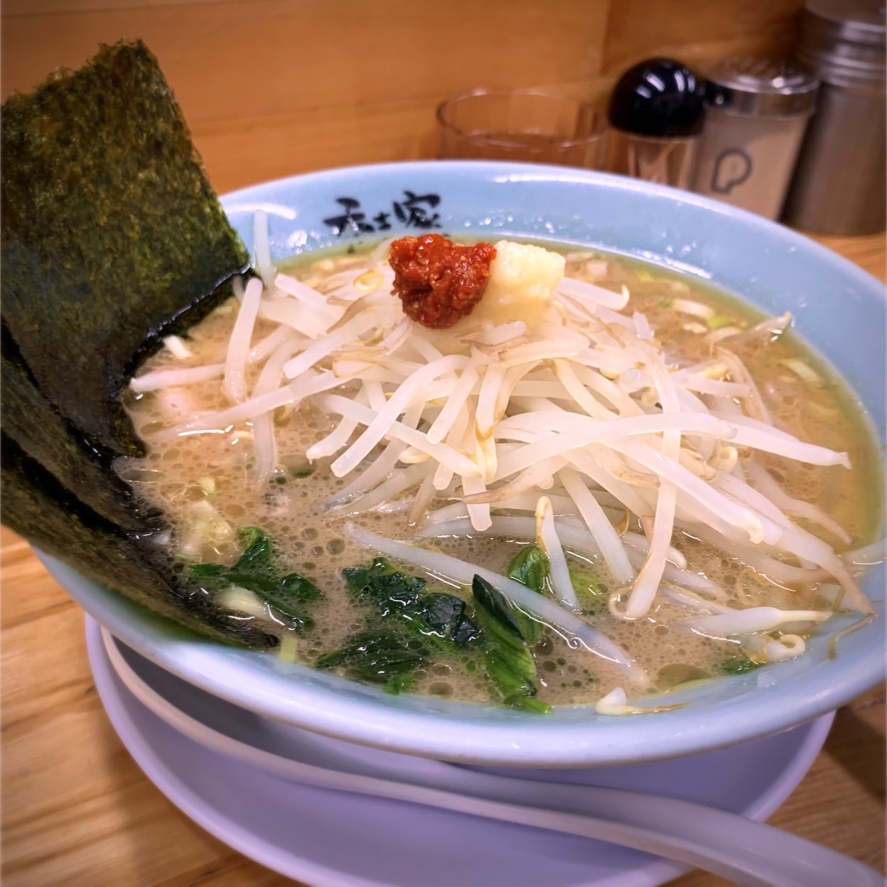 横浜 家系 らーめん 秀吉 家