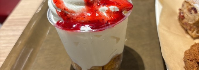 ヴィ ド フランス 京都駅ビル店 〜The CUBE〜