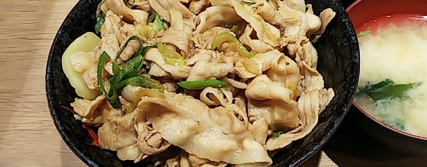 伝説のすた丼屋 大宮東口店
