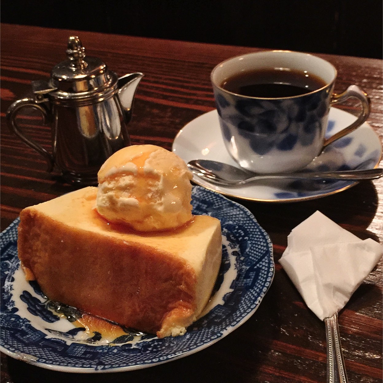 西原 珈琲 店 栄 店