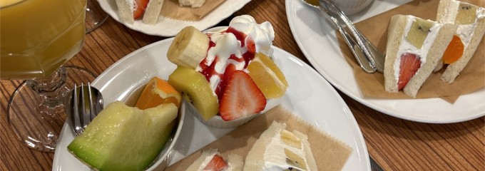 MIKI FRUITS CAFE