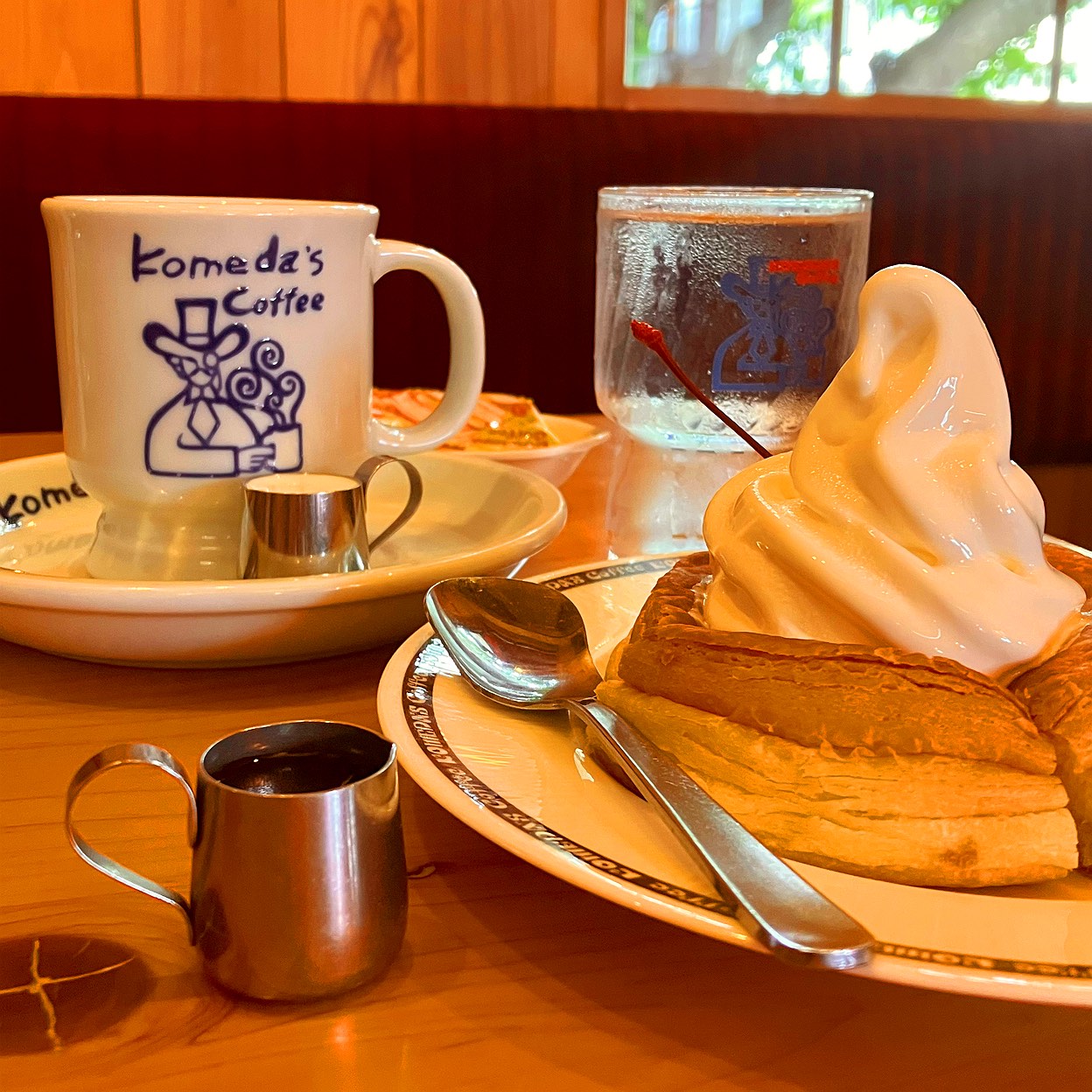 コメダ 珈琲 原 店