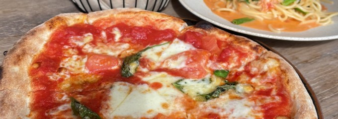 薪窯PIZZA・Cafe NORTHGARDEN 箕面店 ～ノースガーデン～