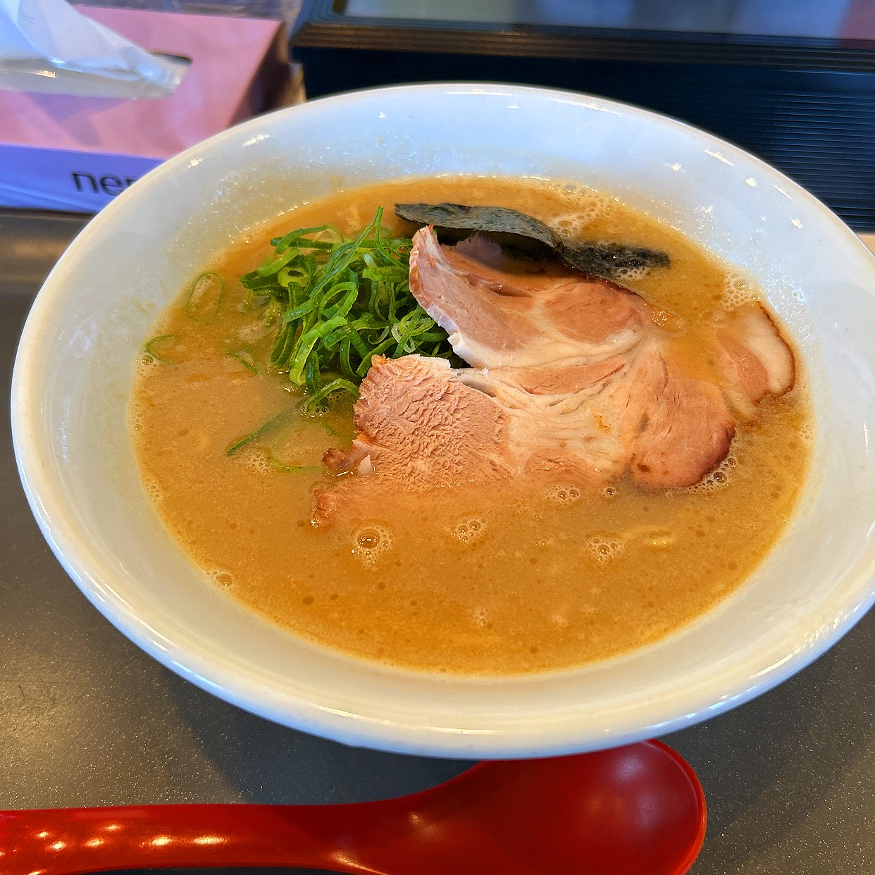 ラーメンたろう 中地店(飾磨・英賀保・亀山/ラーメン