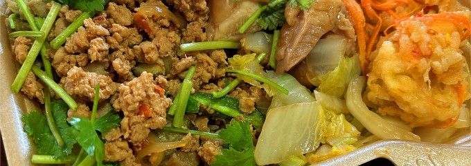 タイ国屋台式料理 スパイスMARKET