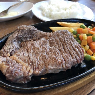 きゃにおん 八日市場ホ 飯倉駅 ステーキ