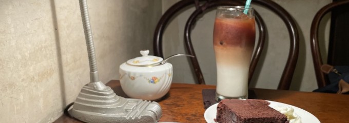 奥の扉