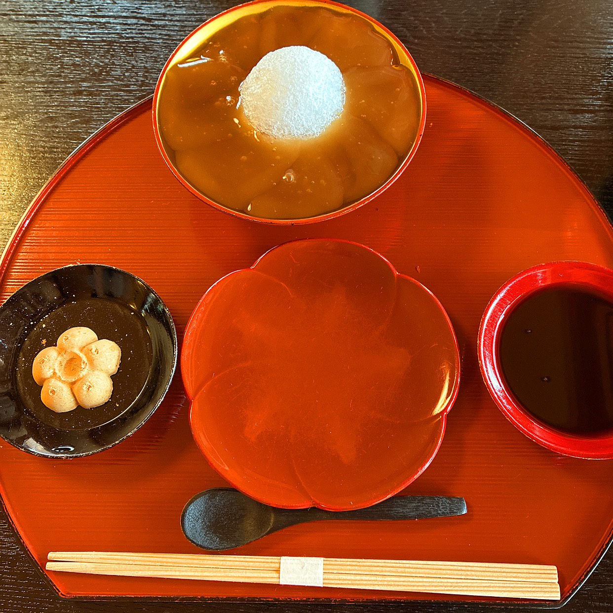 ぎおん 徳屋