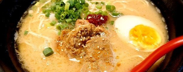 郡上豚骨ラーメン カンミナ