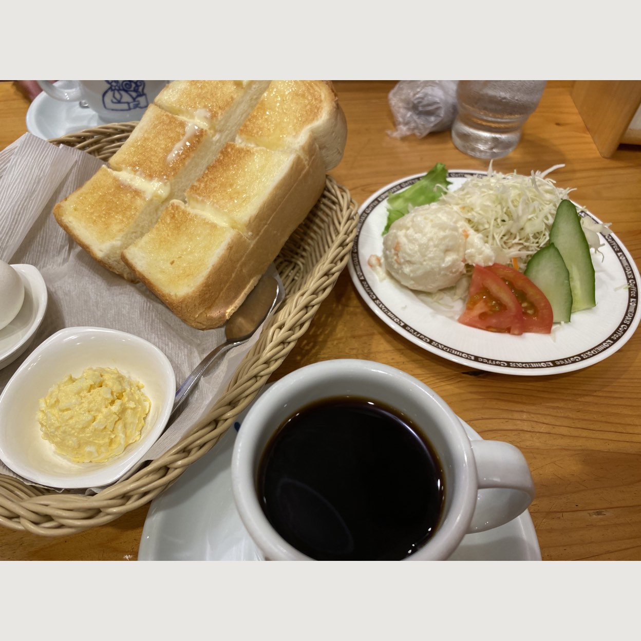 コメダ 珈琲 店 白島 キュー ガーデン 店