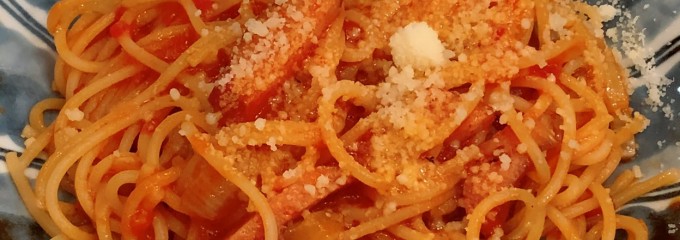 パスタ壁の穴 HEPナビオ店