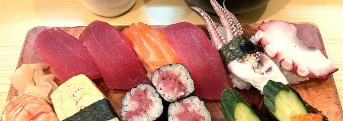 大和水産 三河島 1階寿司店　2F鉄火丼店