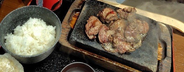感動の肉と米 金山店