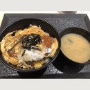 やまけい 丼もの