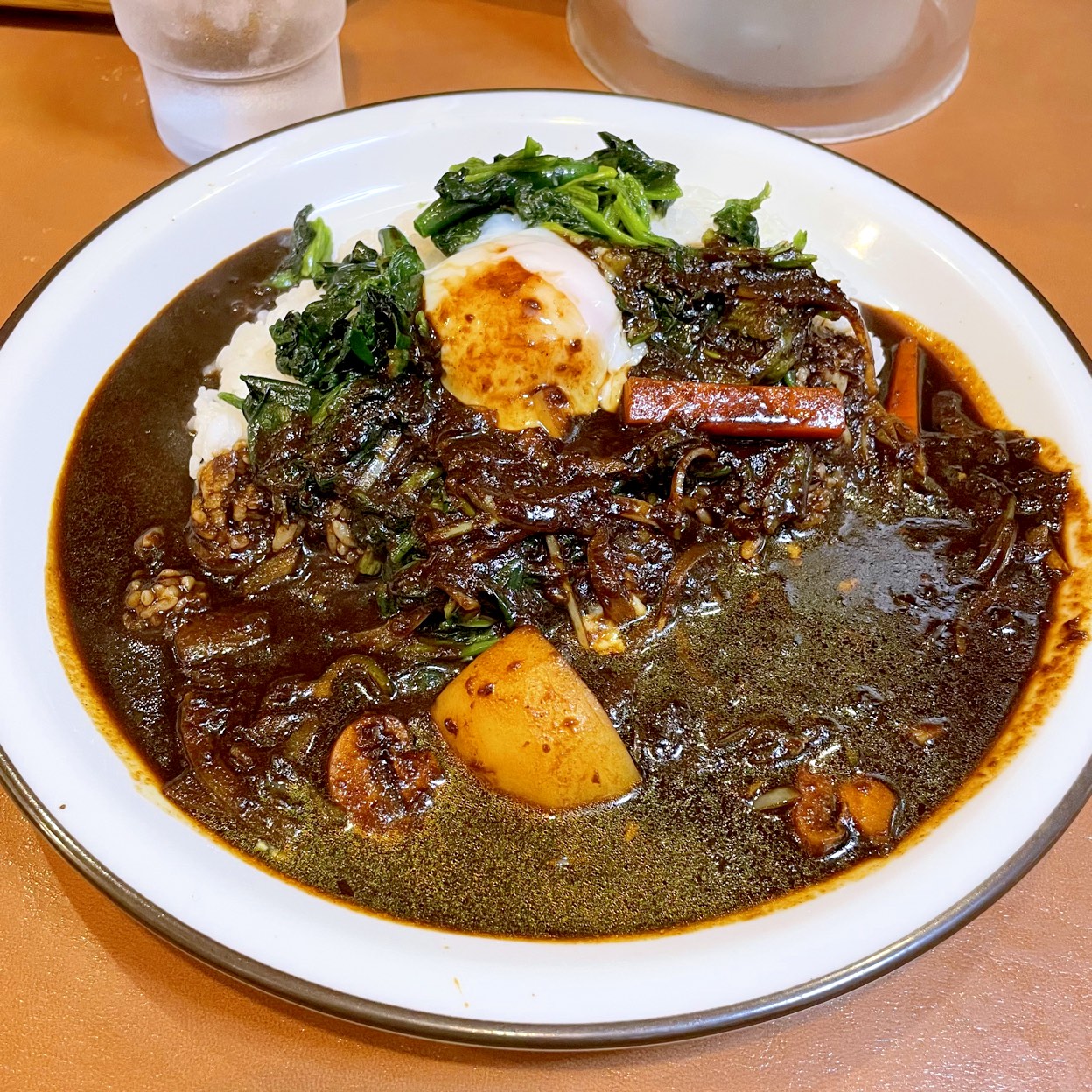 ラホール 外 神田 店