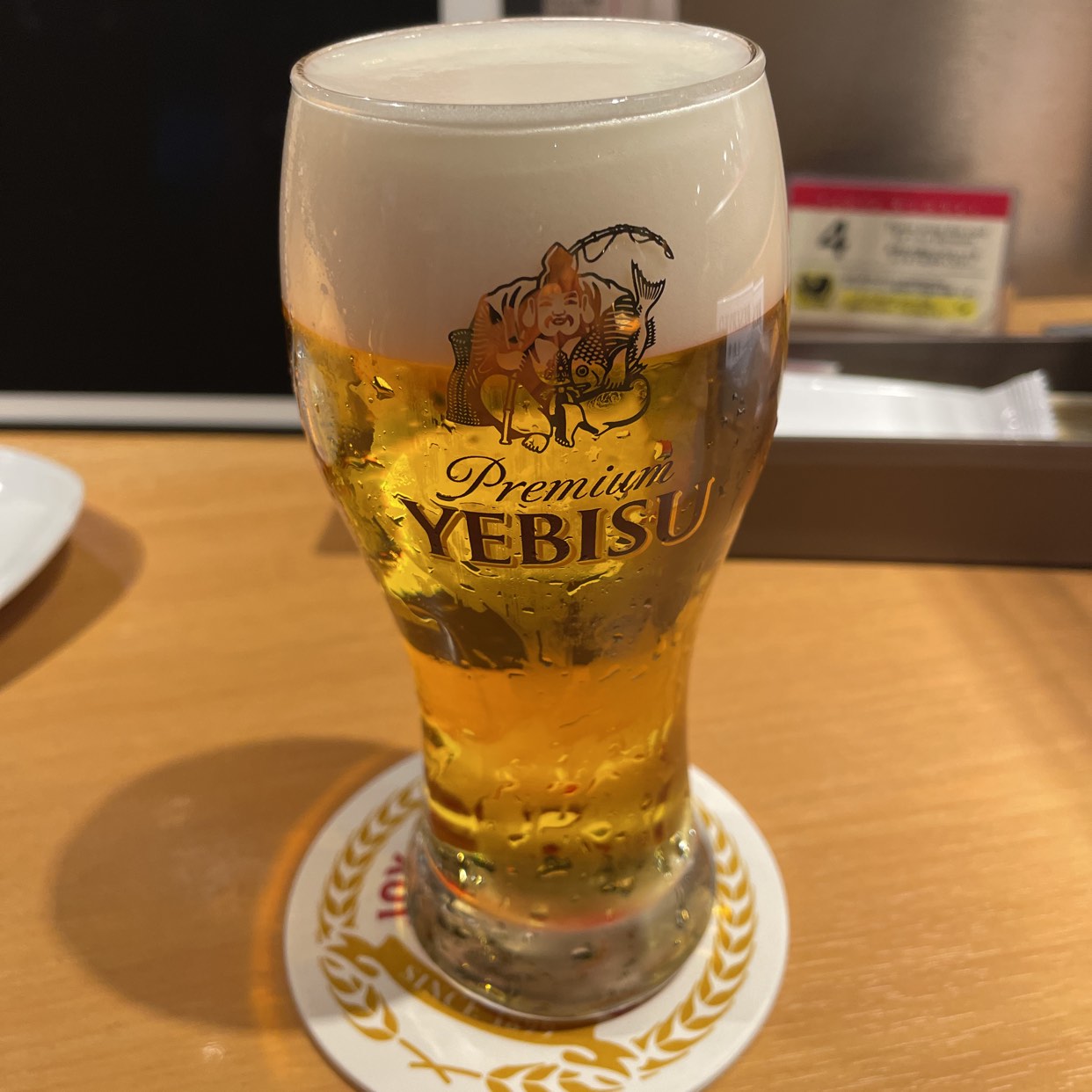 YEBISUBAR ヱビスバー 上野の森さくらテラス店(御徒町/居酒屋)＜ネット