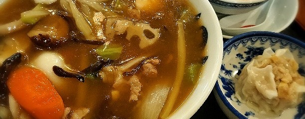 廣東餃子房 伊川谷店