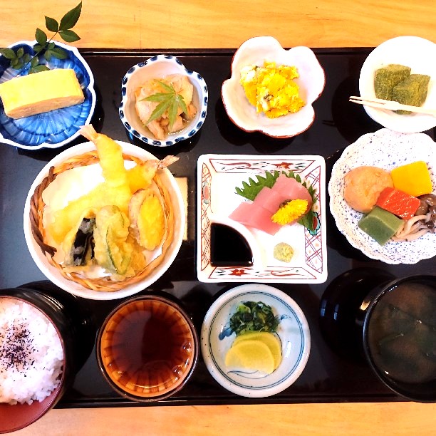 旬彩遊膳 えん (居酒屋)