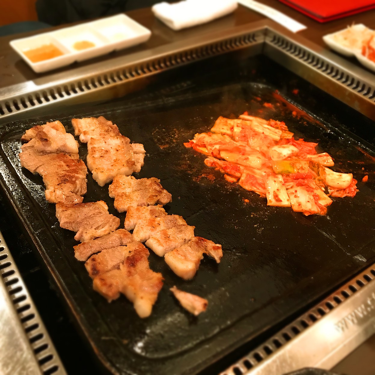豚 と ん びょう し