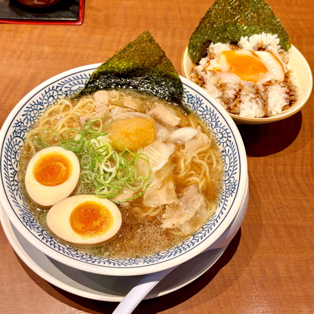 丸 源 ラーメン 門真 店