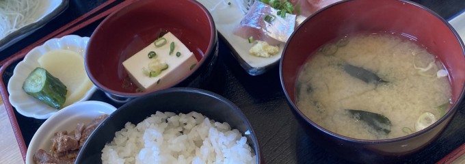 鮮魚料理　伊勢屋