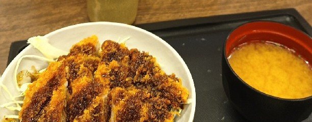 天丼てんや×とんかつ知多家 名鉄イン名古屋金山アネックス店