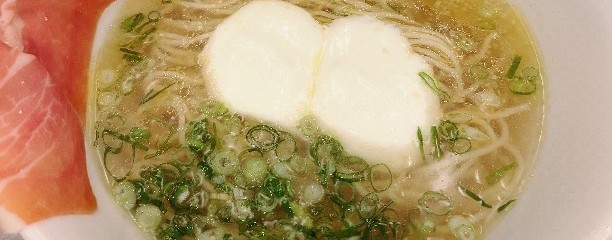 黄金の塩らぁ麺  ドゥエイタリアン 東急プラザ 渋谷店 渋谷店