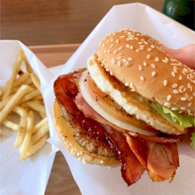 佐世保バーガーc B 熊本並木坂店 南坪井町 藤崎宮前駅 ハンバーガー 佐世保バーガーc B 熊本並木坂店 南坪井町 藤崎宮前駅 ハンバーガー