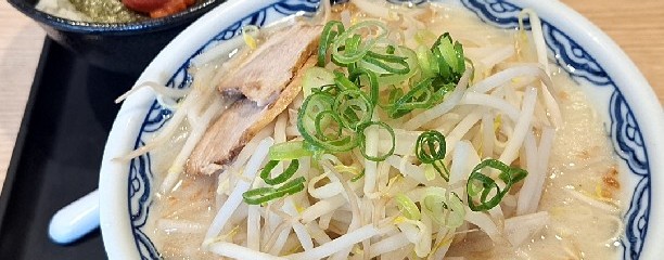 博多らーめん 由丸 品川港南店