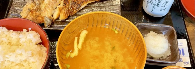 しんぱち食堂十三西口店