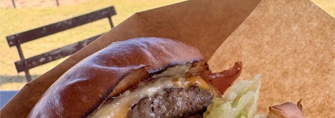 The BEACH BURGER HOUSE